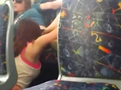 Euroamatőrök az epikus négyes videóban (Kitana Lure, Vivien szex apa Bell)
