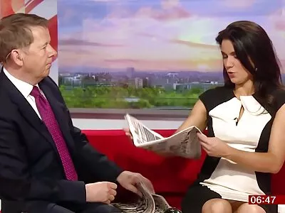 Szőke csaj baszik apja lánya szex reggeli alatt videó (Brittney Bell)