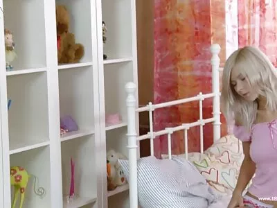 Kaiya Lynn apa lanya szex video In My Sisters Hot Friend videó (Barrett Blade)