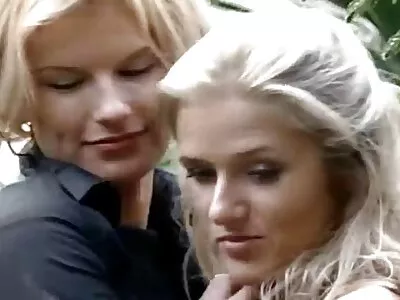 World War XXX második rész videó (Johnny szex apa Sins, Corinne Blake)