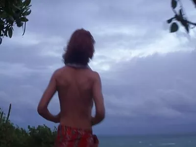 Túl meleg a kezeléshez videó (Angela Crystal, Allie Ray, Giovanna, Gina Gerson, apja lánya sex Lucia Lapiedra, Vica Ryder, Nikky, Nikky Dream)
